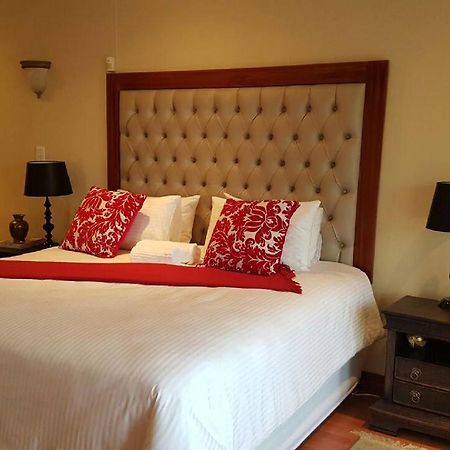 Lily White Guest House Centurion Eksteriør bilde