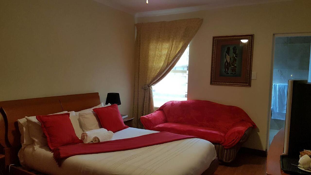 Lily White Guest House Centurion Eksteriør bilde